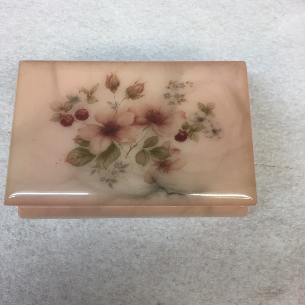 Vintage alabaster trinket box